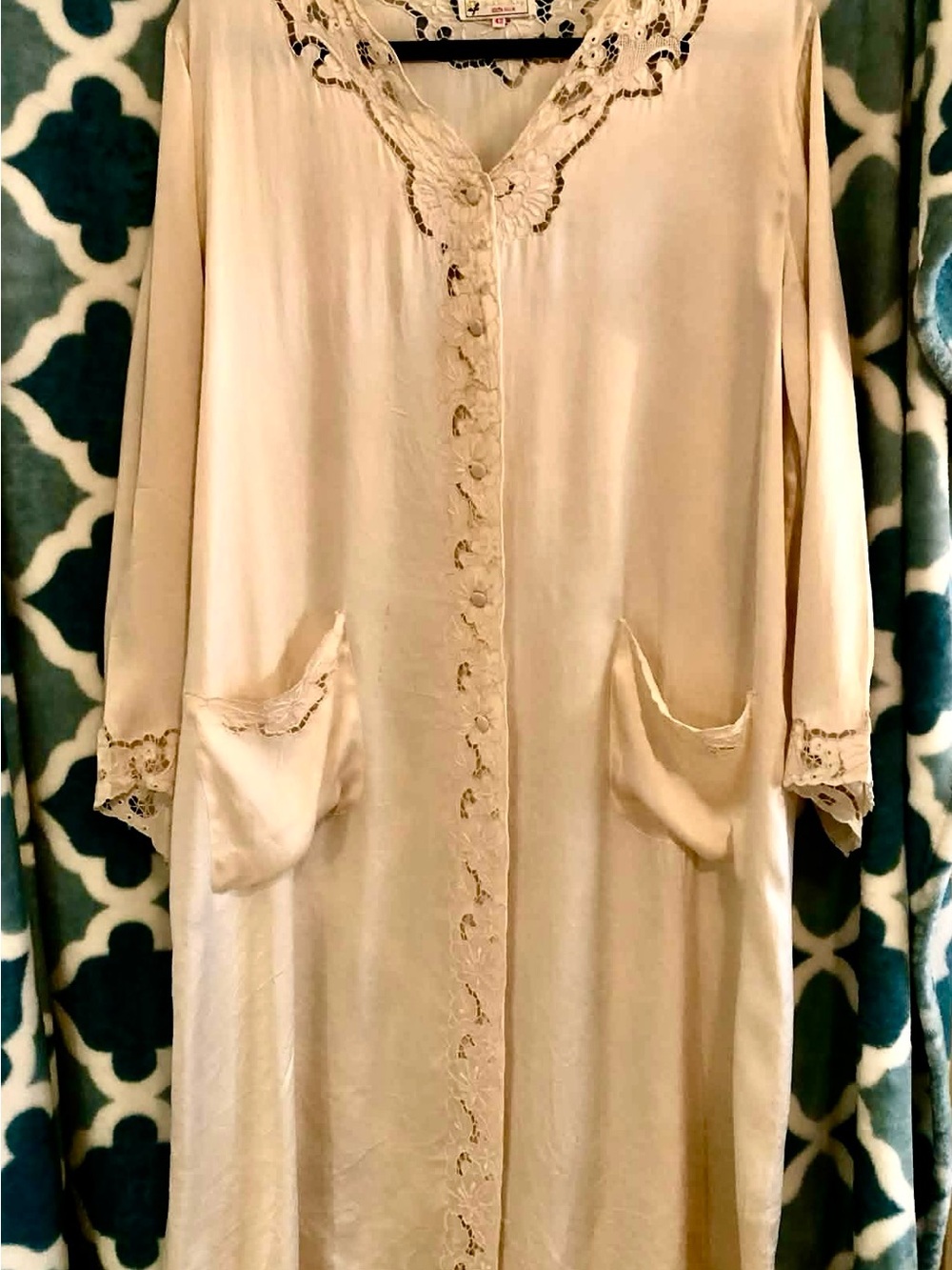 Long 100% silk Cream Lace-Trim Button-Front Robe